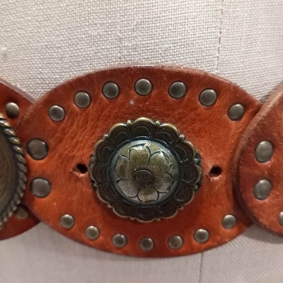 Vintage Y2K bebe genuine leather Western, Bohemian chuncky style belt - Picture 7 of 7